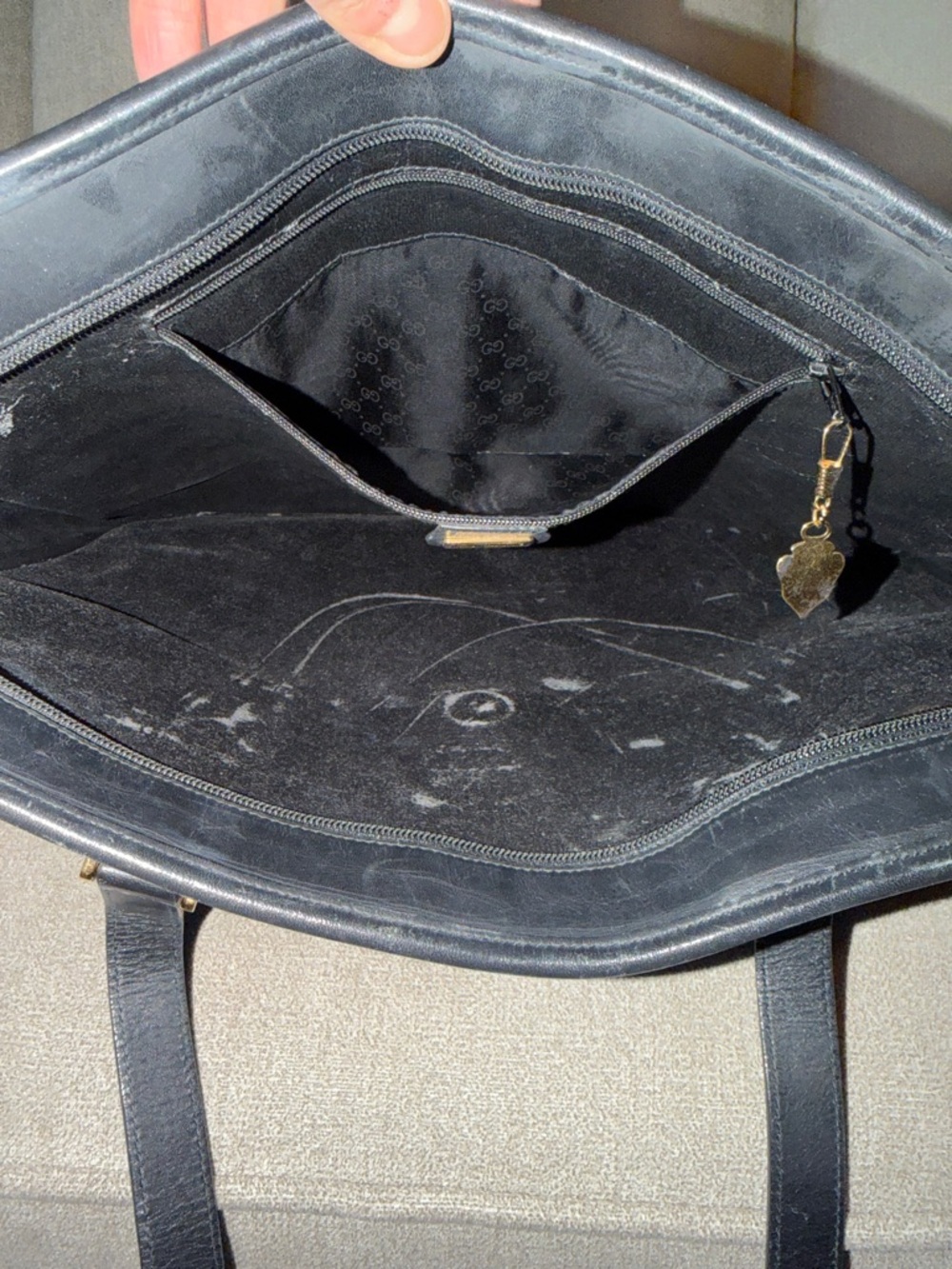 Vintage Gucci GG Black Monogram Tote Bag with Double Straps - Picture 4 of 4